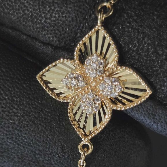 18k gold pretty bracelet - Picture 9 of 16